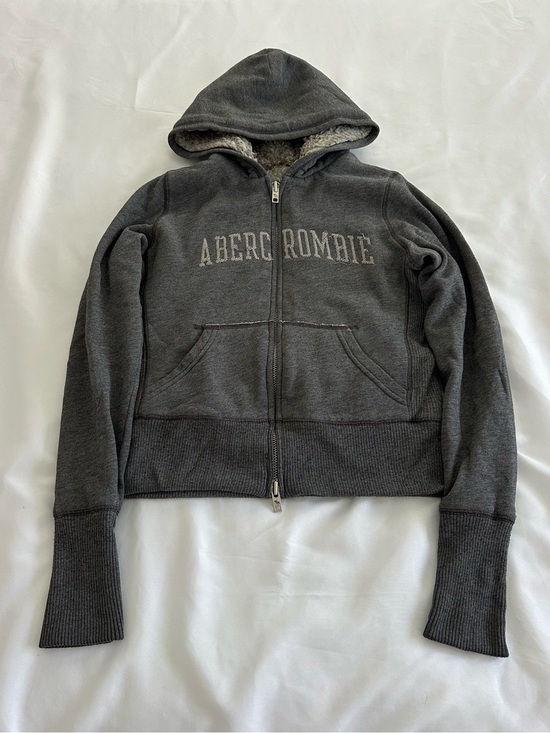 Abercrombie & Fitch Jackets & Blazers - Y2K Abercrombie Sherpa-Lined Zip Hoodie in Charcoal Gray